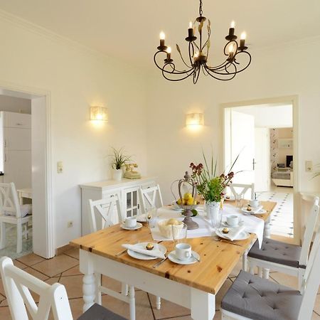 Ferienhaus Fuer 8 Personen Mit Kamin & Terrasse Boltenhagen (Ostseebad) Exterior foto